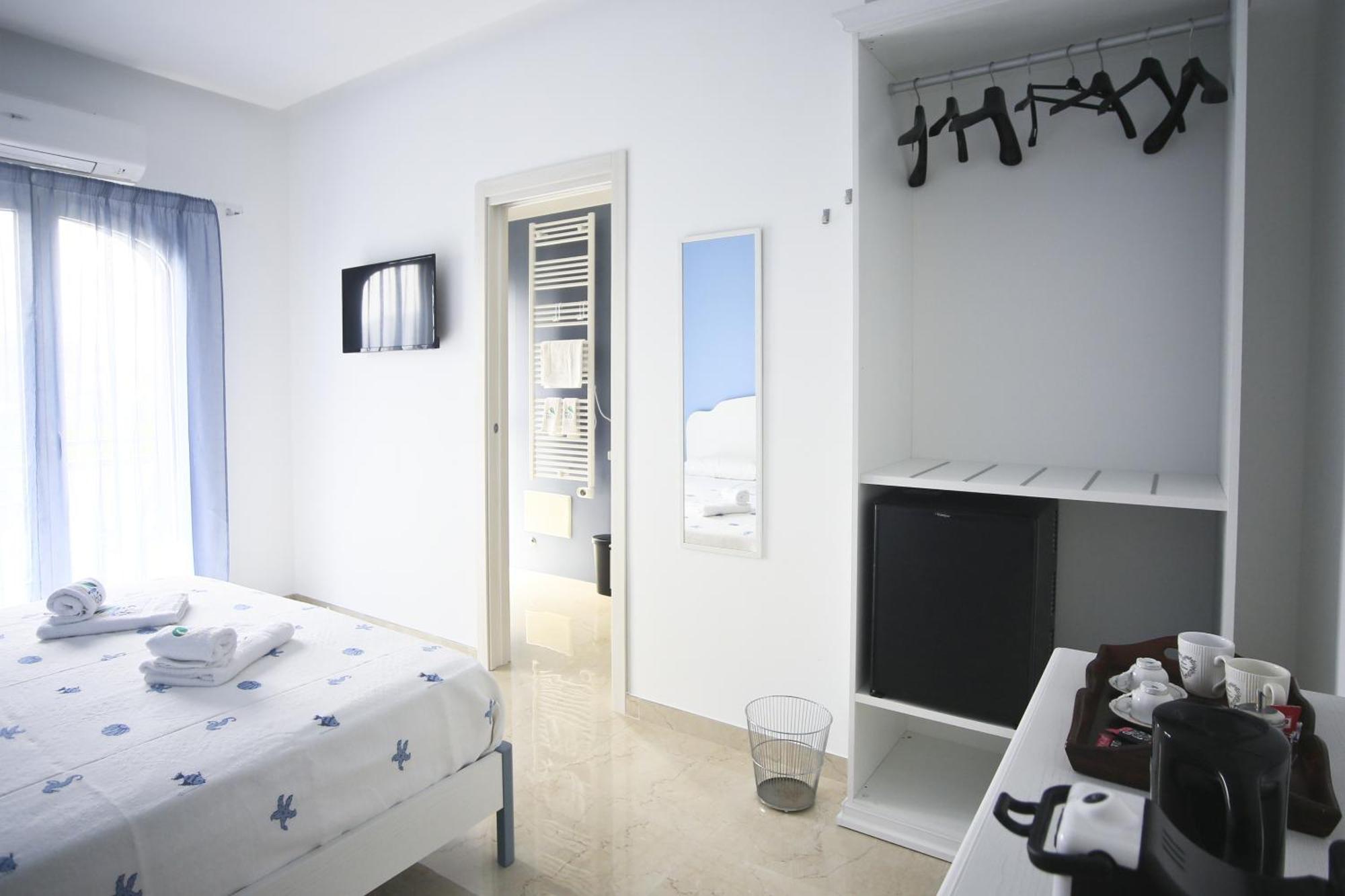 Villa Del Gaudio Rooms & Apartments Castellammare di Stabia Eksteriør bilde