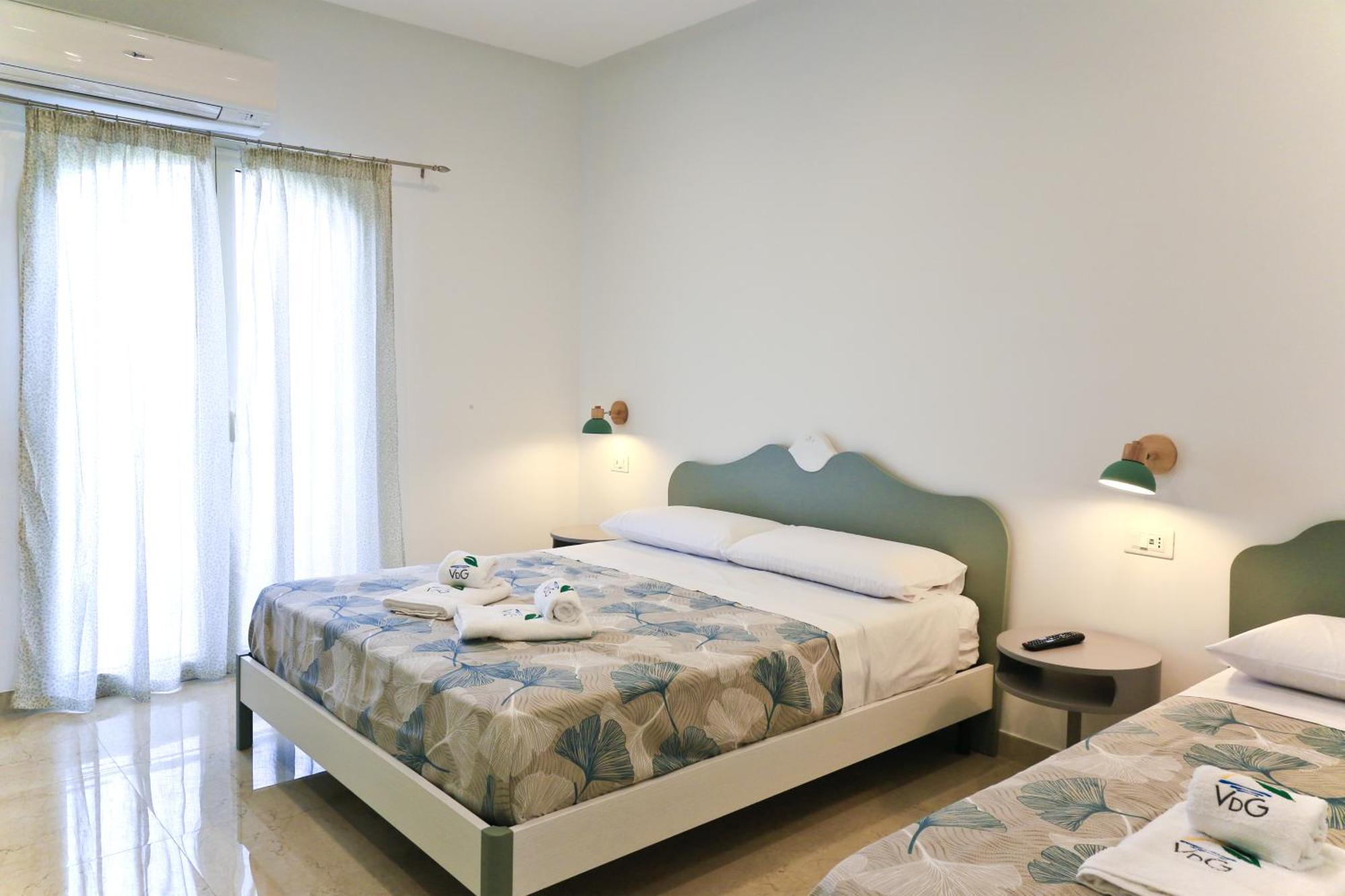 Villa Del Gaudio Rooms & Apartments Castellammare di Stabia Eksteriør bilde