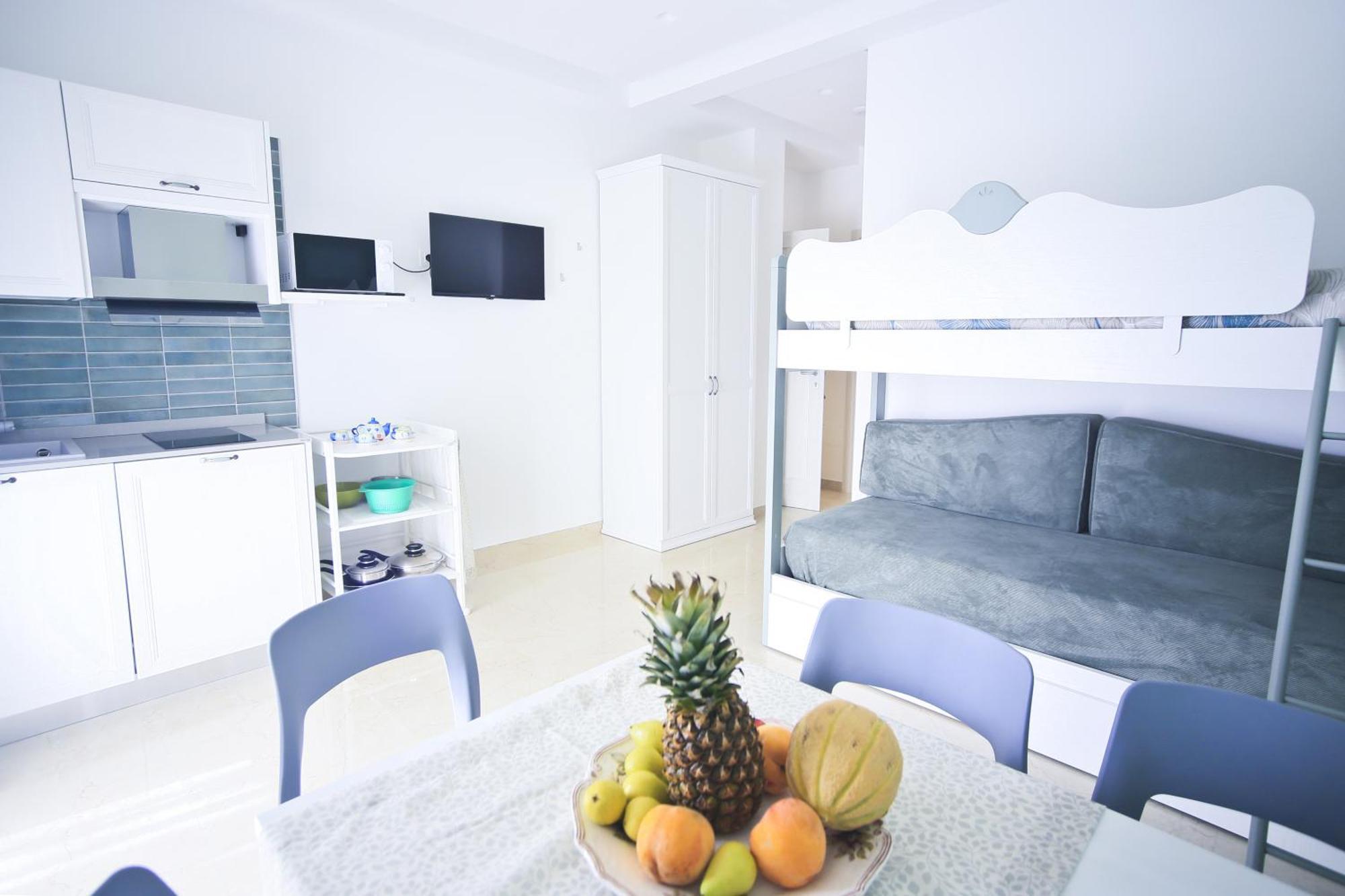Villa Del Gaudio Rooms & Apartments Castellammare di Stabia Eksteriør bilde