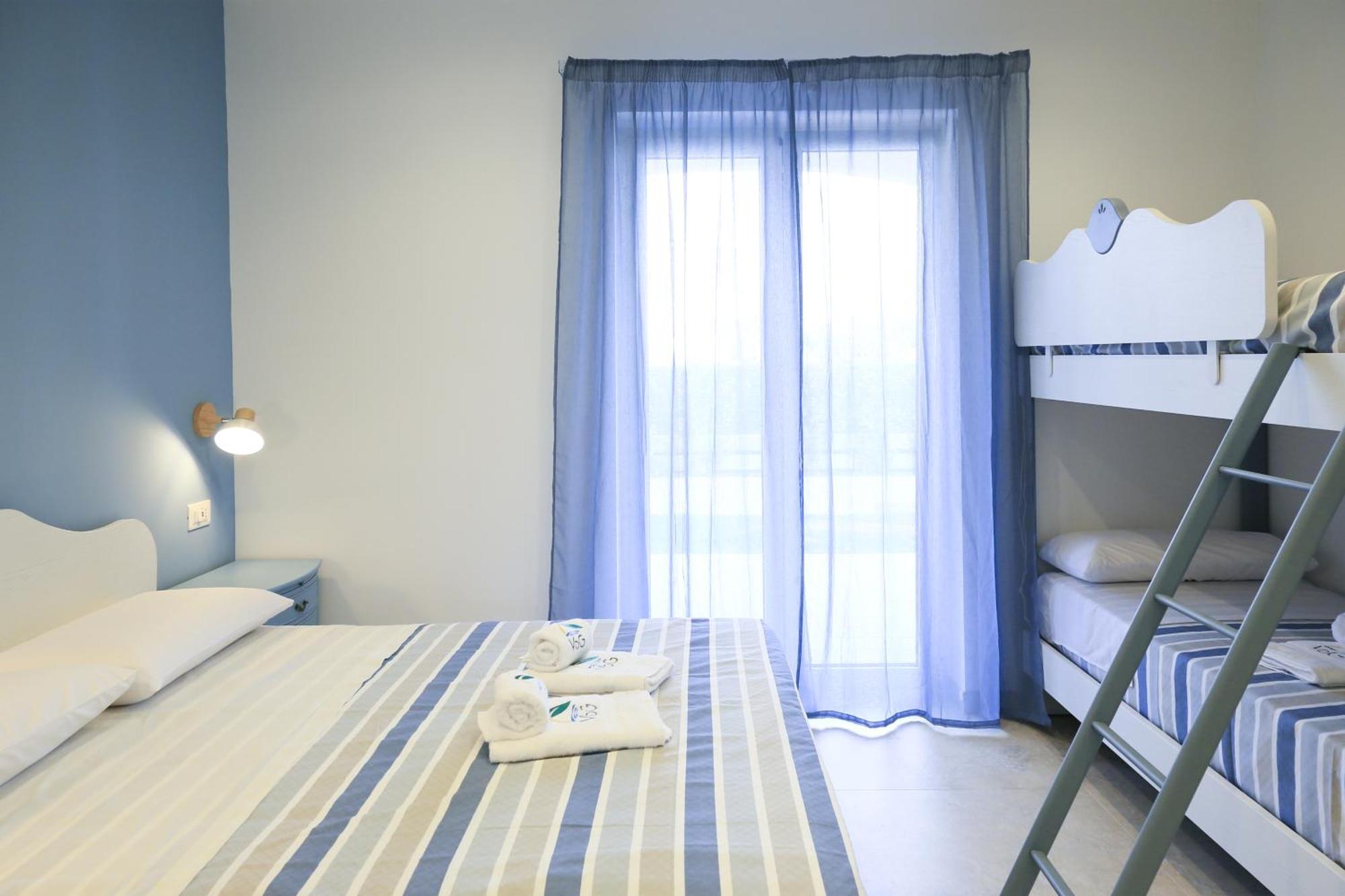 Villa Del Gaudio Rooms & Apartments Castellammare di Stabia Eksteriør bilde