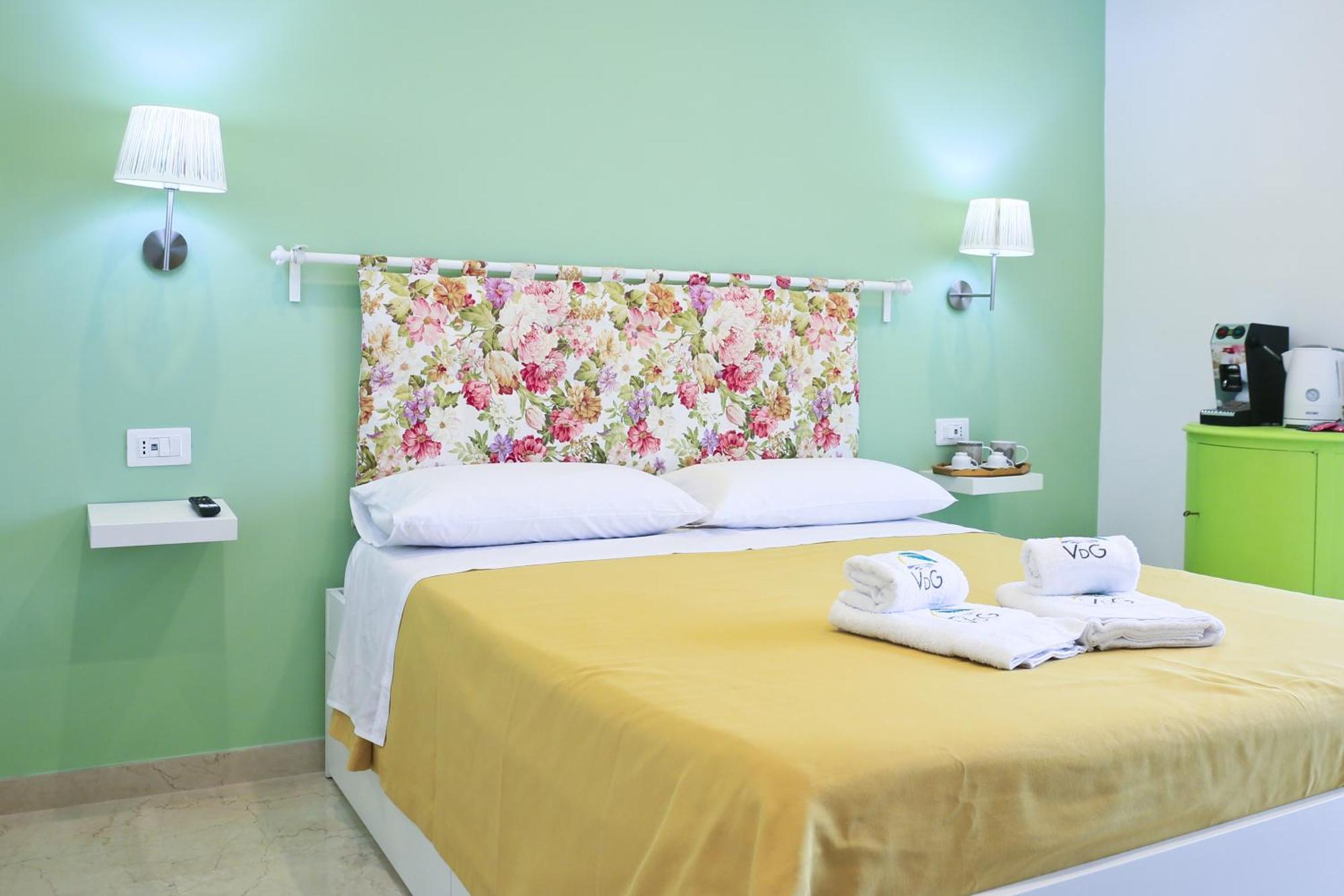 Villa Del Gaudio Rooms & Apartments Castellammare di Stabia Eksteriør bilde